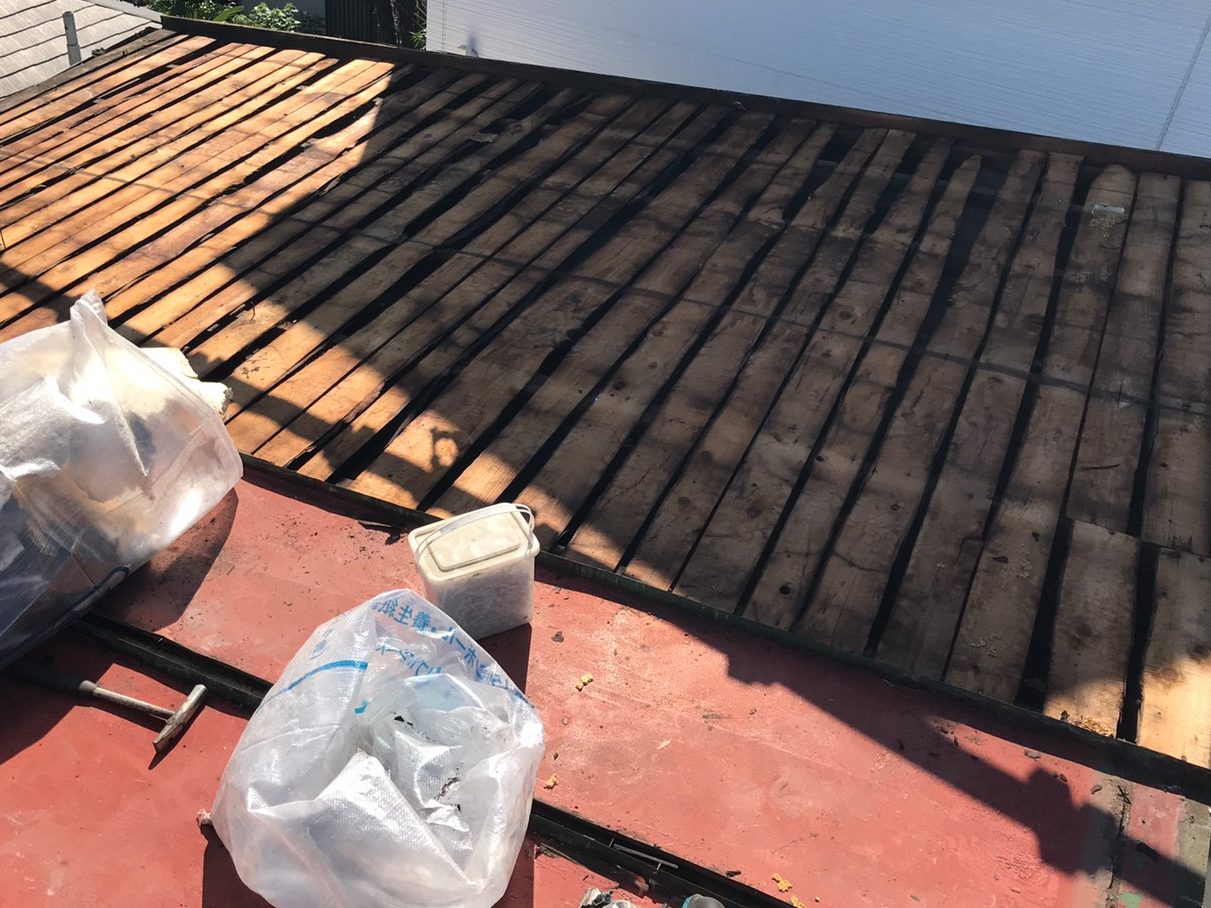 屋根葺き替え工事 