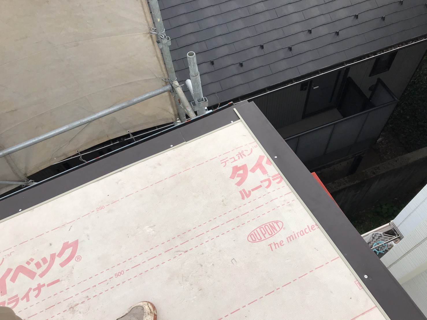 屋根葺き替え工事 