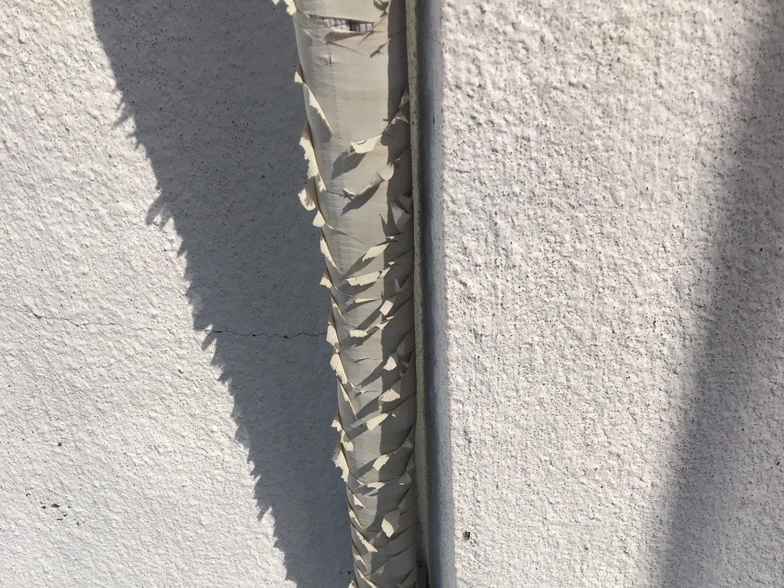 室外機ホーステープ巻き 