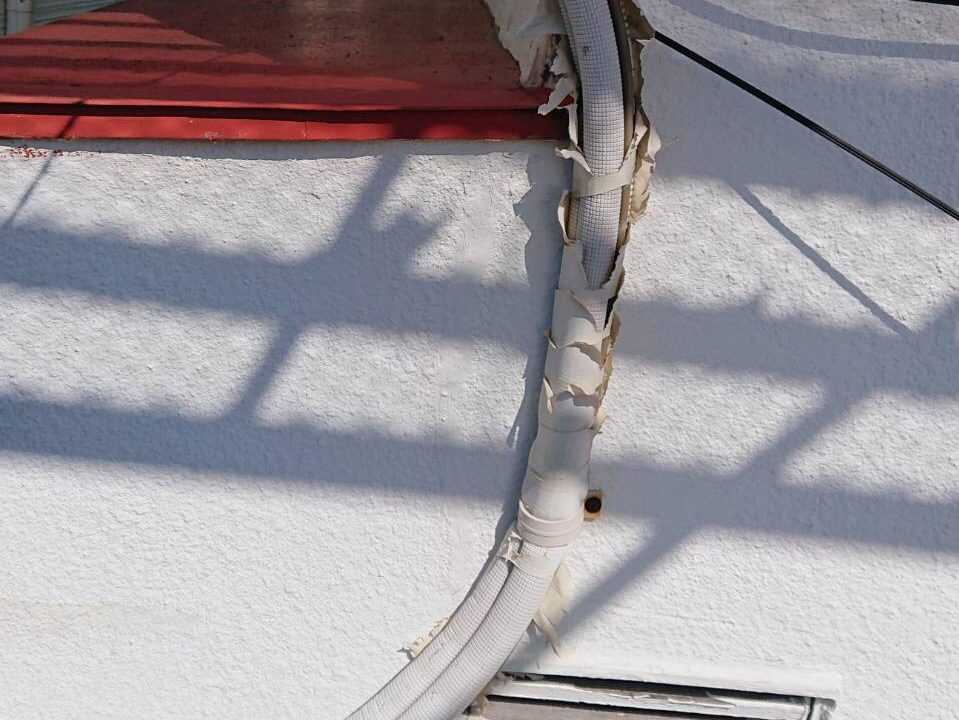 室外機ホーステープ巻き 