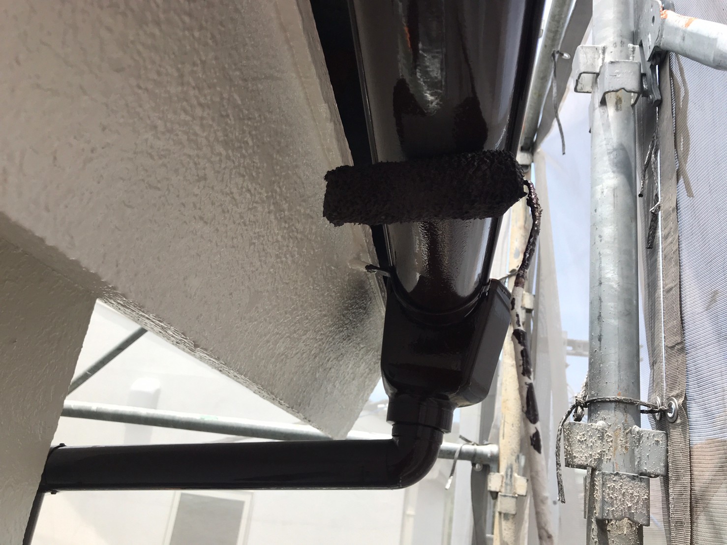 雨とい塗装工事 