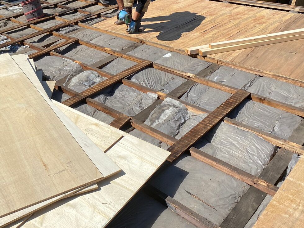 屋根葺き替え工事 