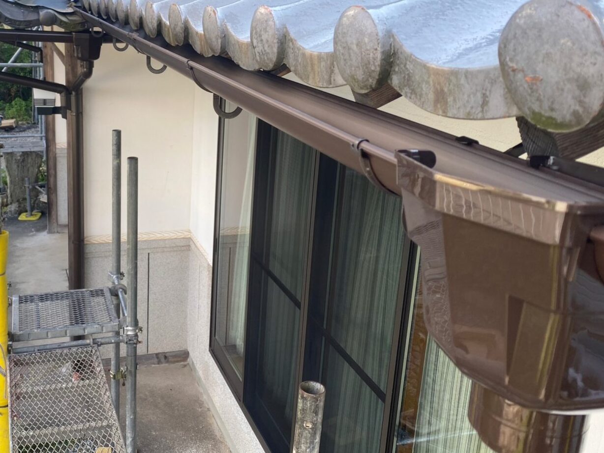 雨とい架け替え工事 