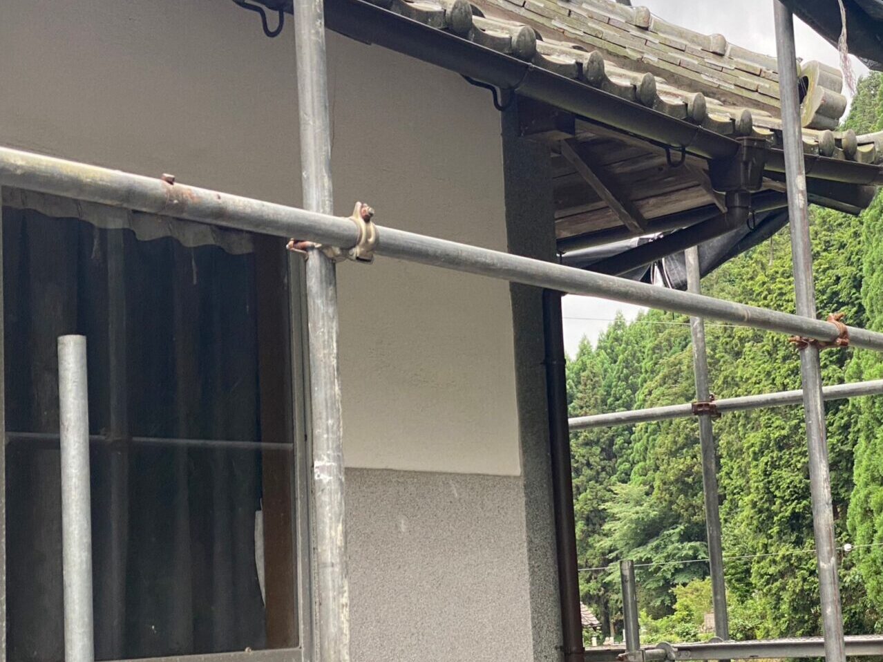 雨とい架け替え工事 