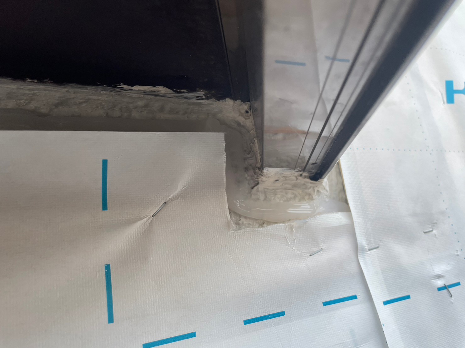 金属サイディングカバー工事 