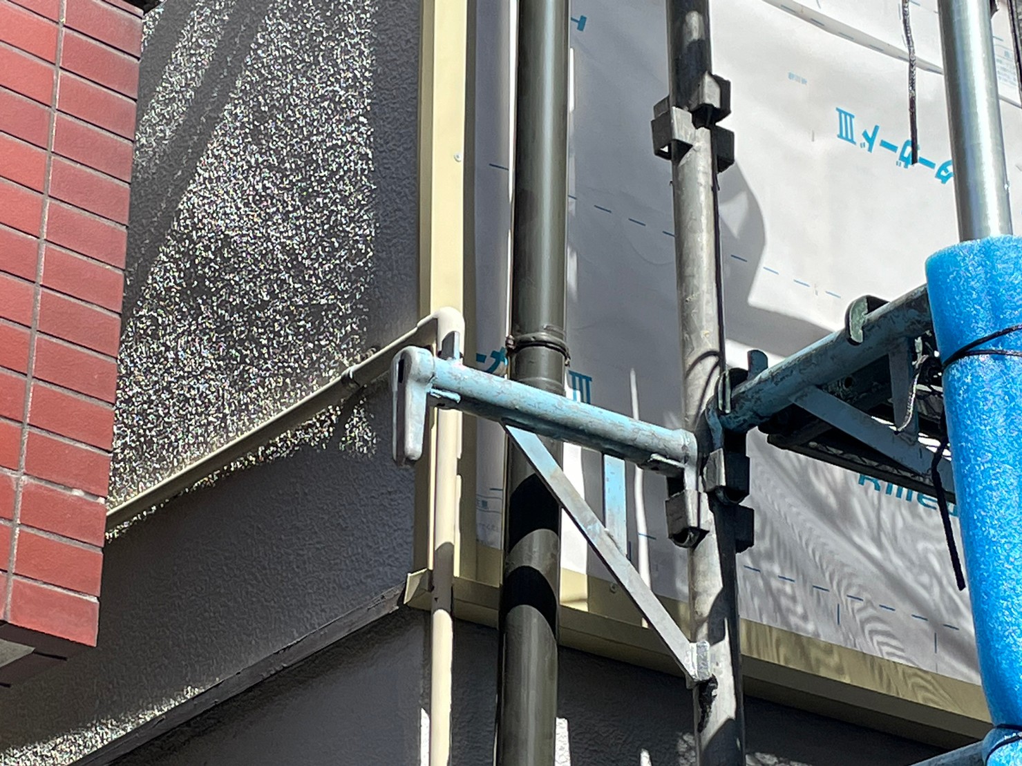 金属サイディングカバー工事 