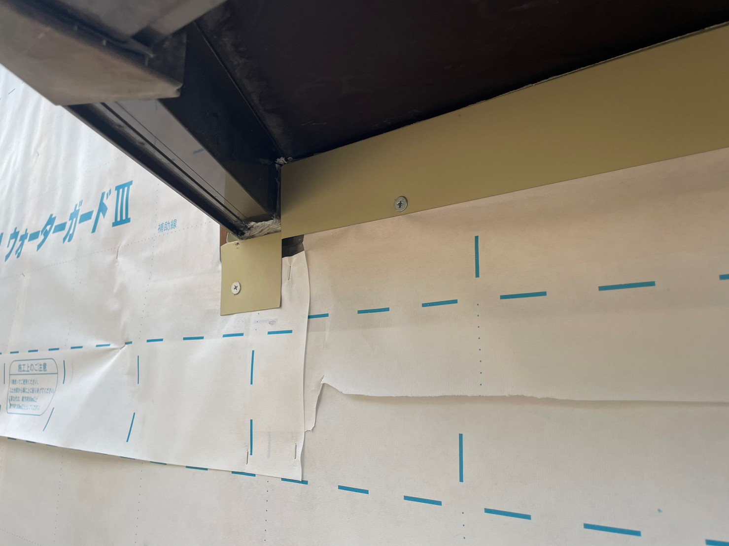 金属サイディングカバー工事 