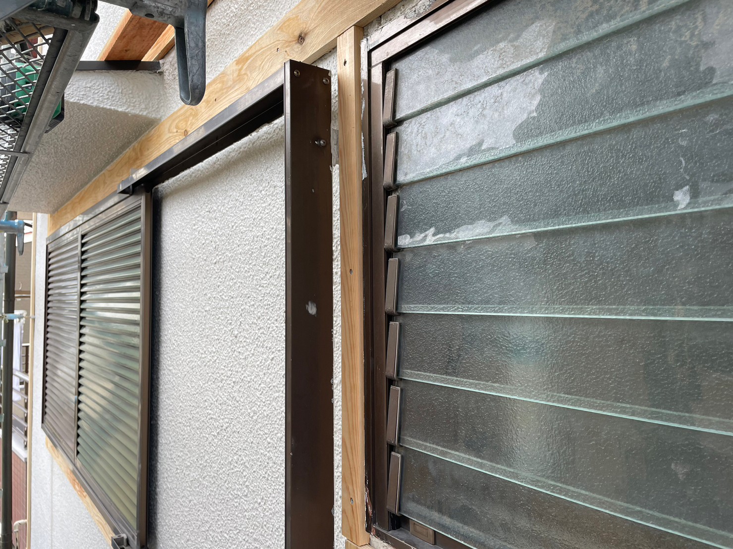 金属サイディングカバー工事 