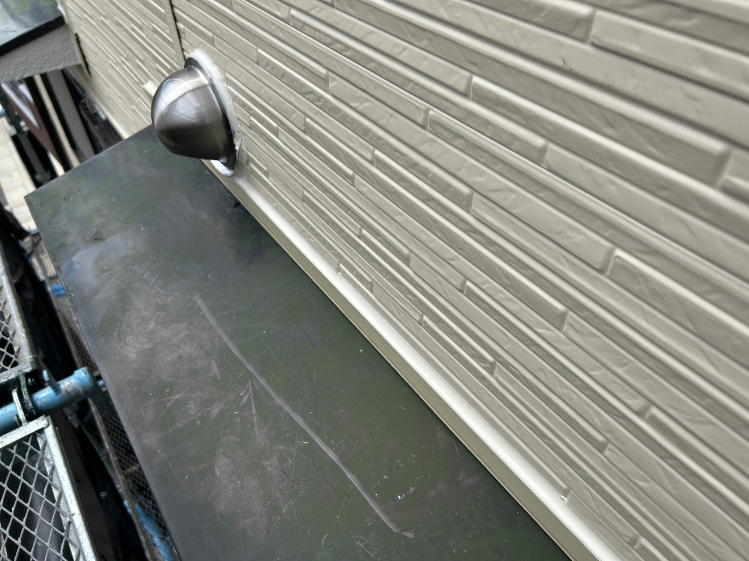 金属サイディングカバー工事 