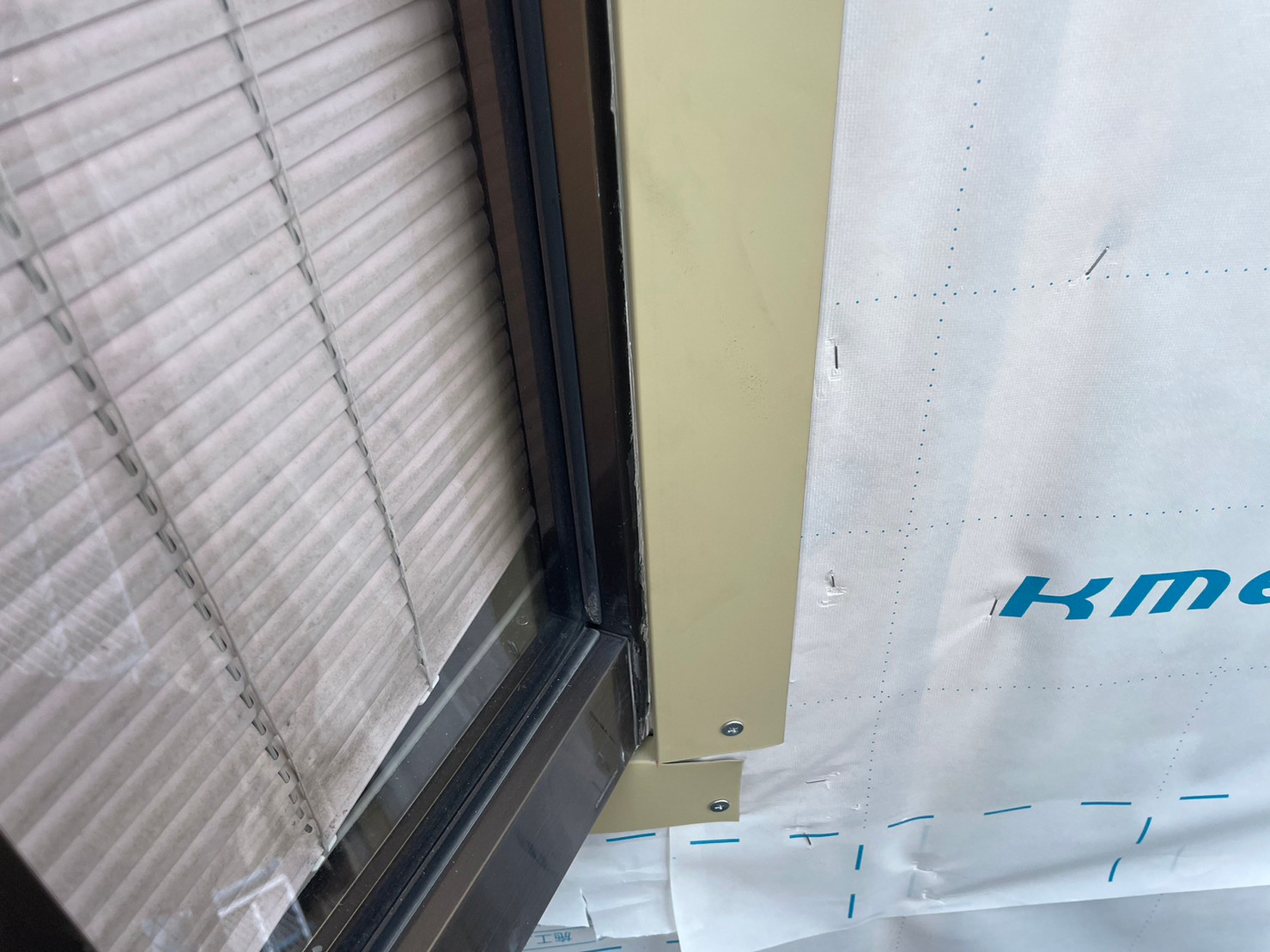 金属サイディングカバー工事 