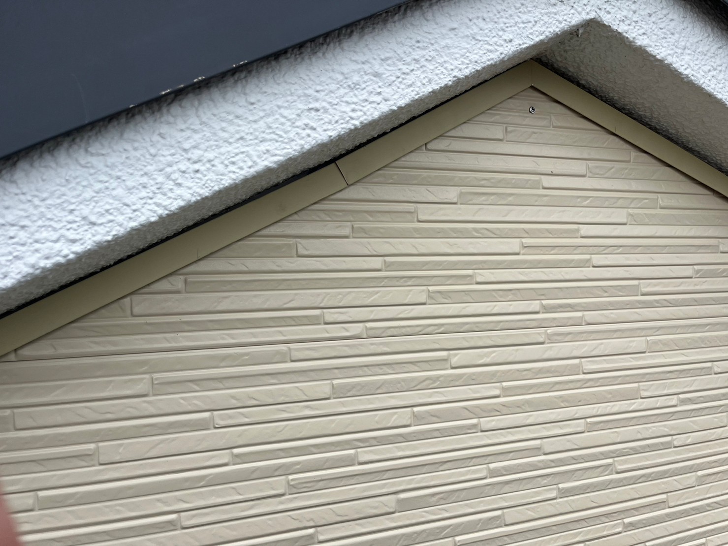 金属サイディングカバー工事 