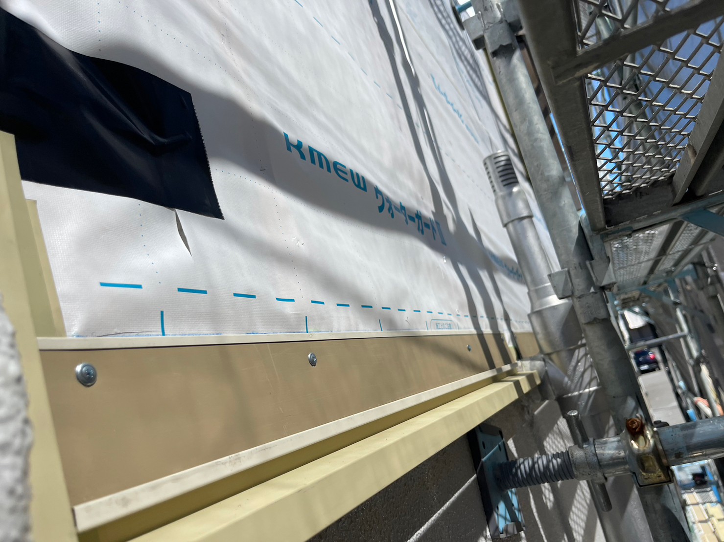 金属サイディングカバー工事 