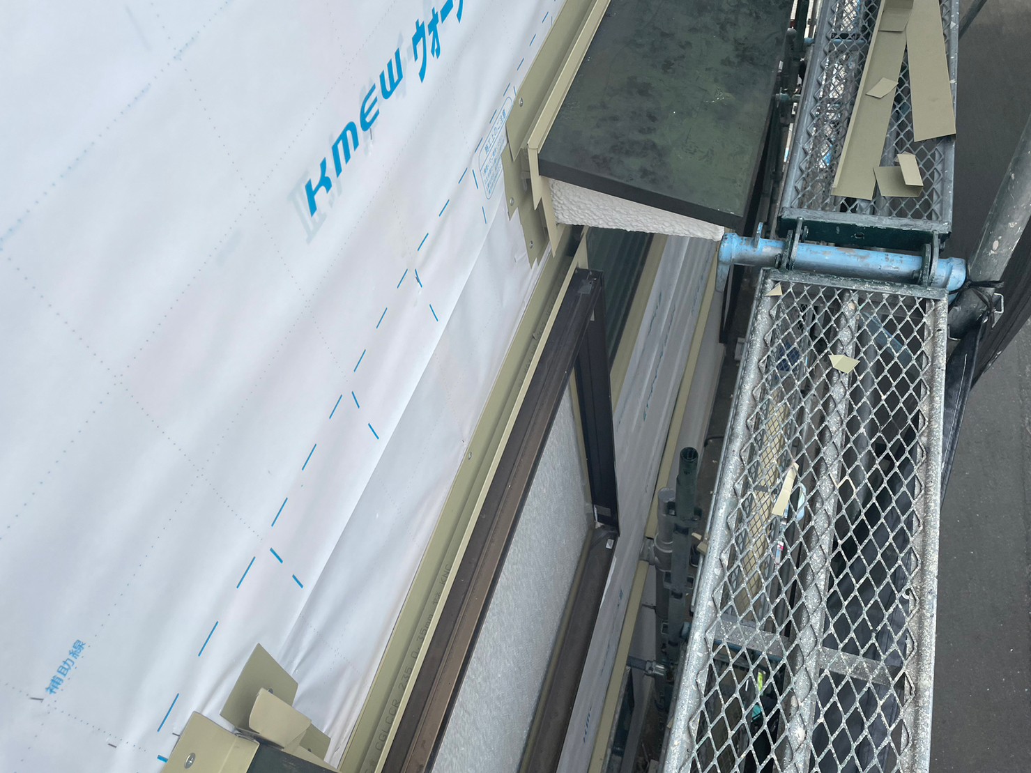 金属サイディングカバー工事 