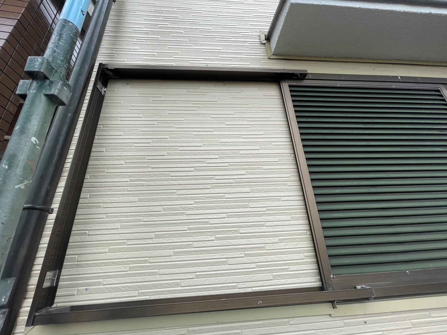 金属サイディングカバー工事 