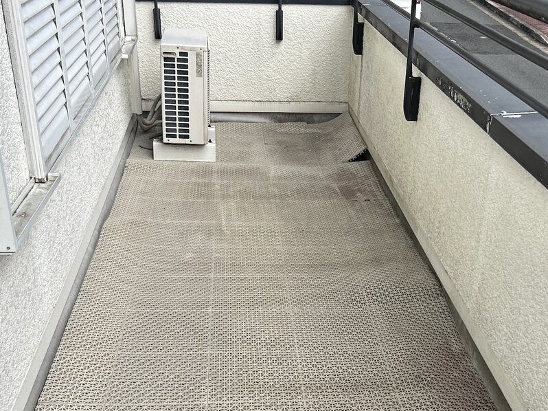 塩ビシート防水工事（機械固定工法） 