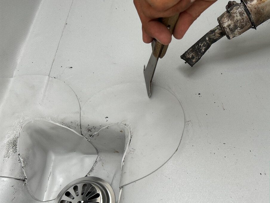 塩ビシート防水工事（機械固定工法） 