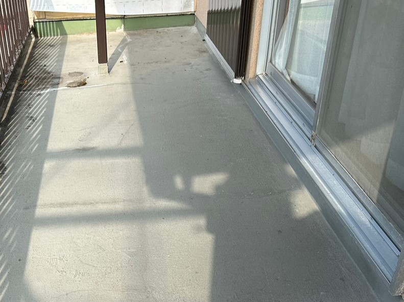 ベランダ密着ウレタン防水工事