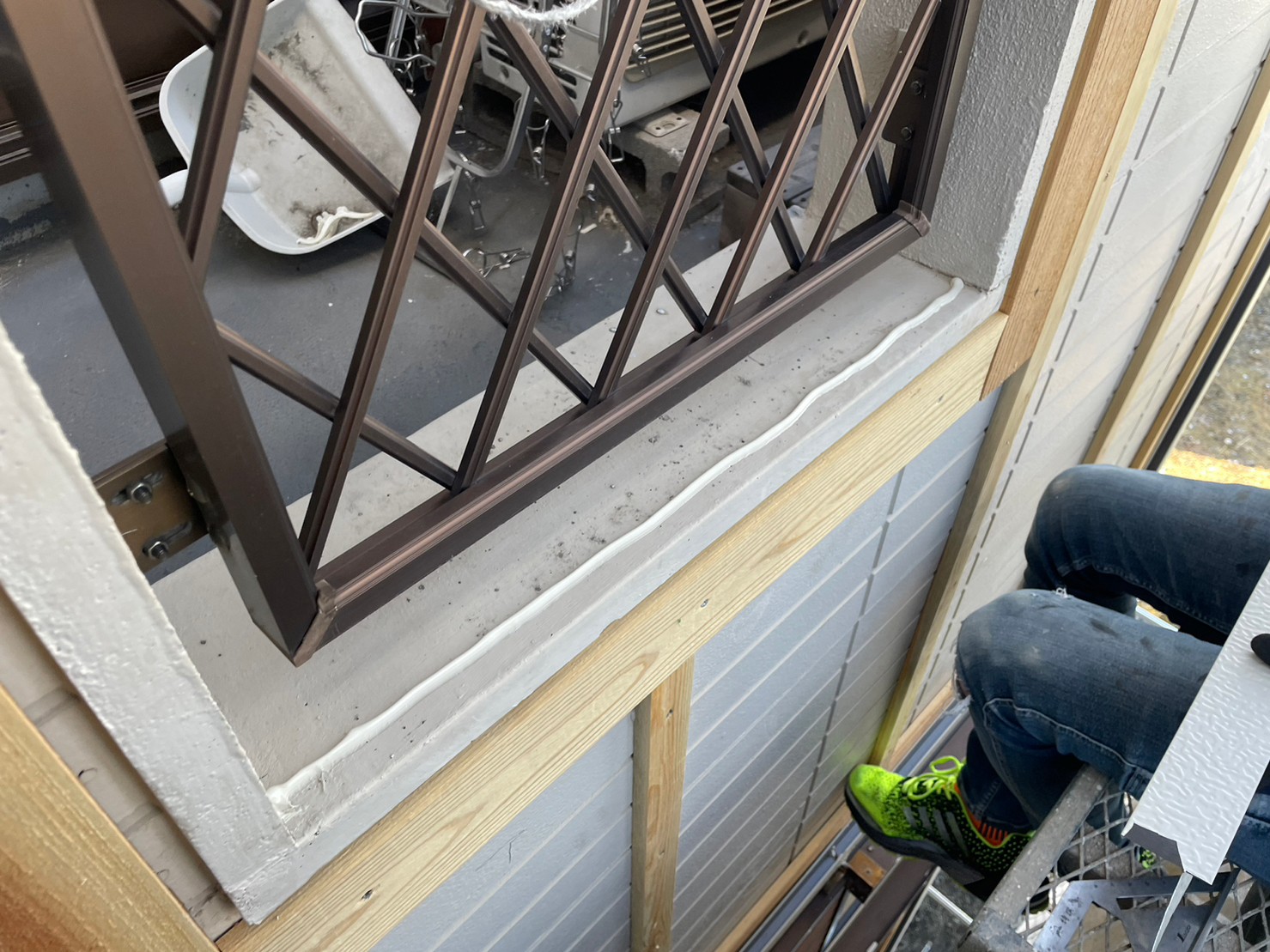 金属サイディングカバー工事 