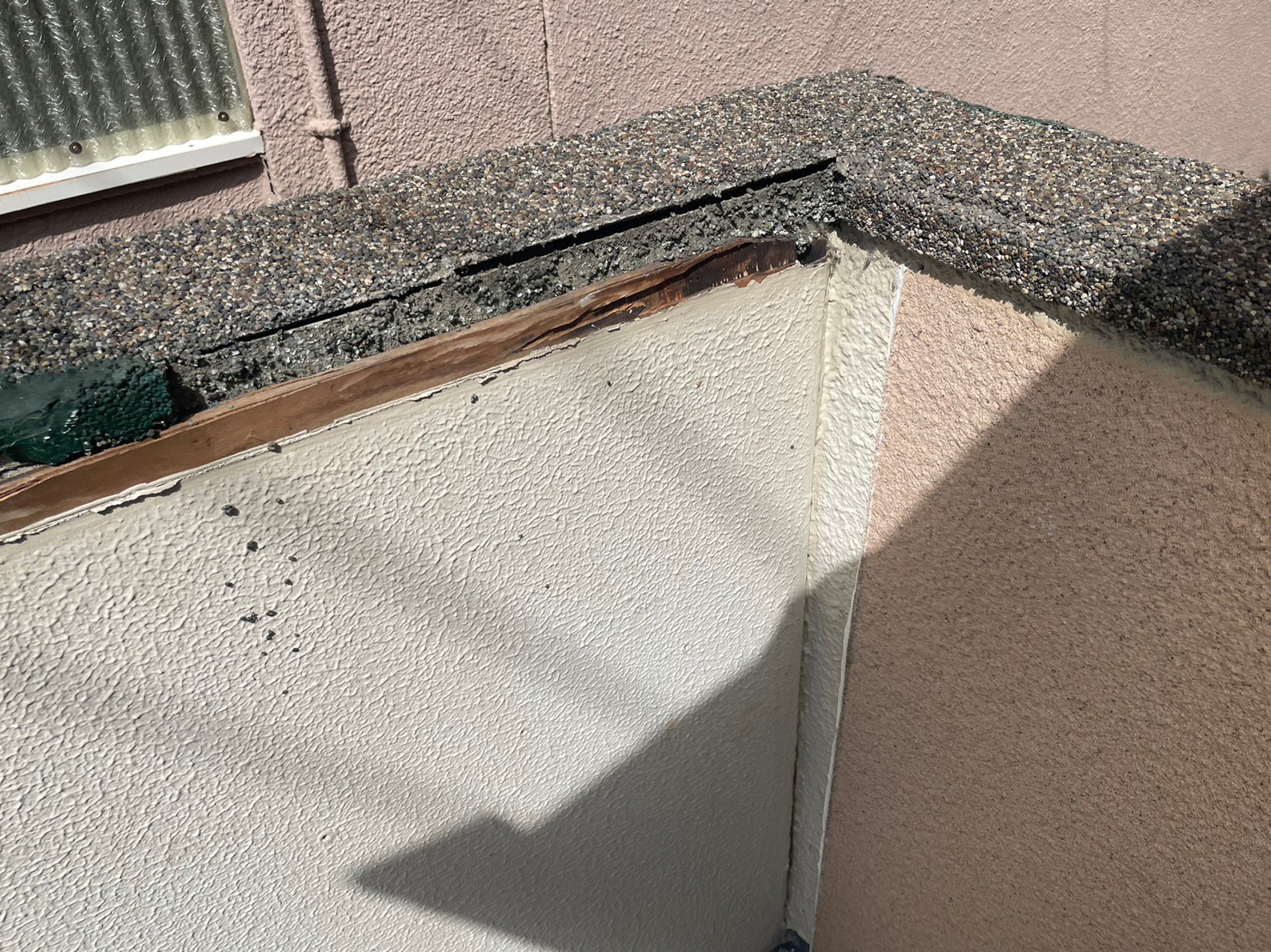 壁、笠木、水切り取り付け工事