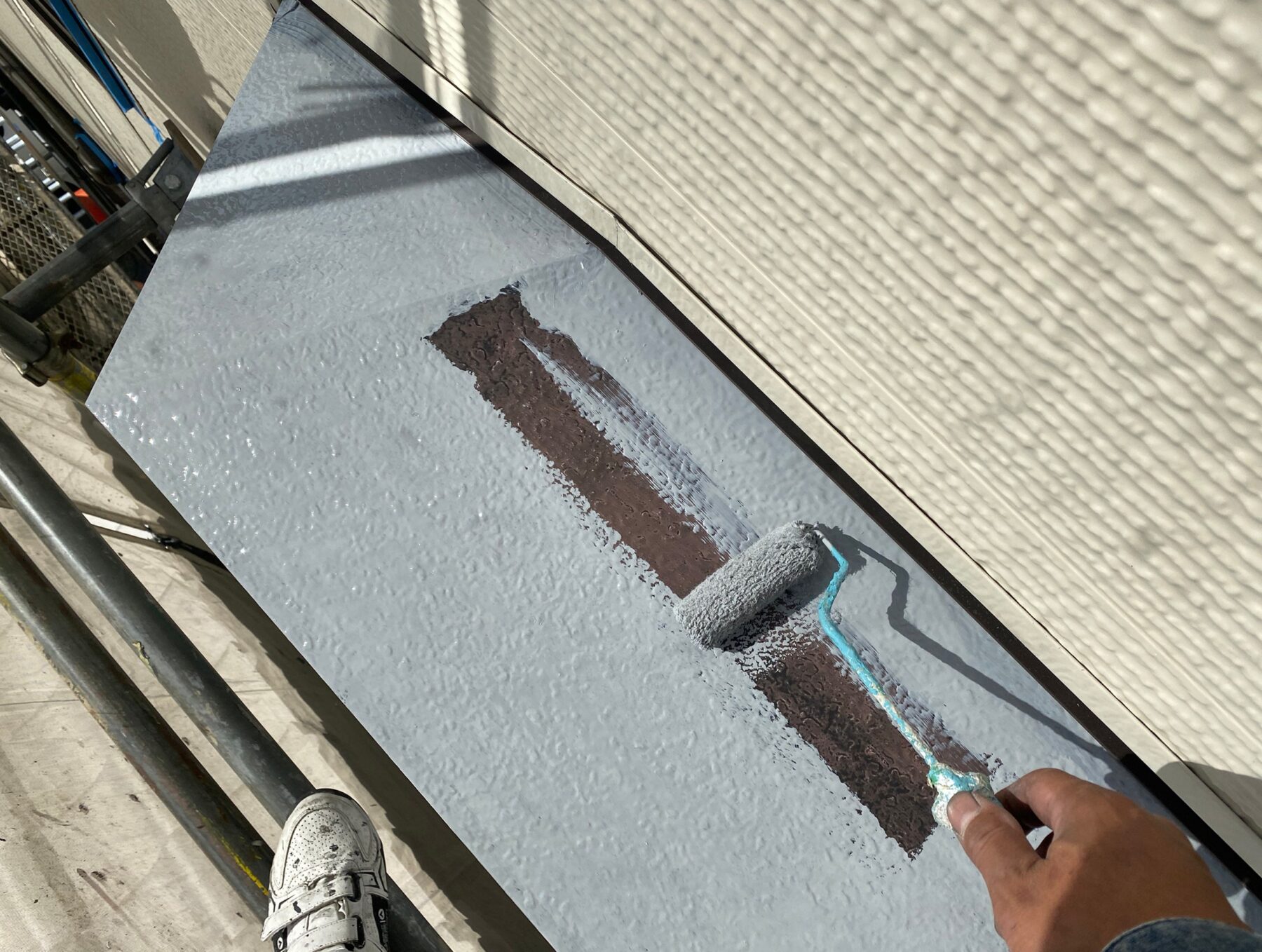 出窓上ウレタン塗装工事 