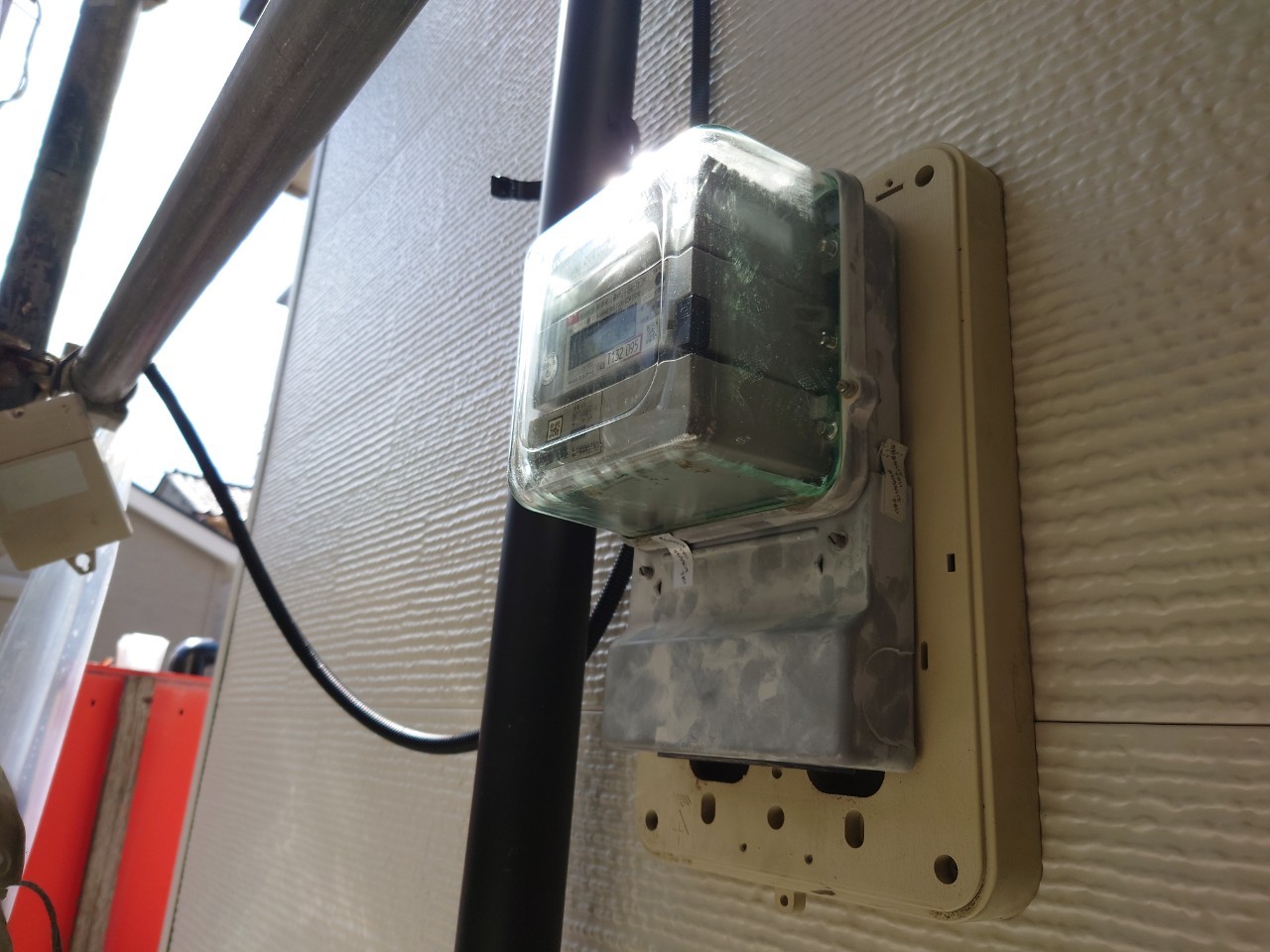 室外機、電気脱着板金工事 