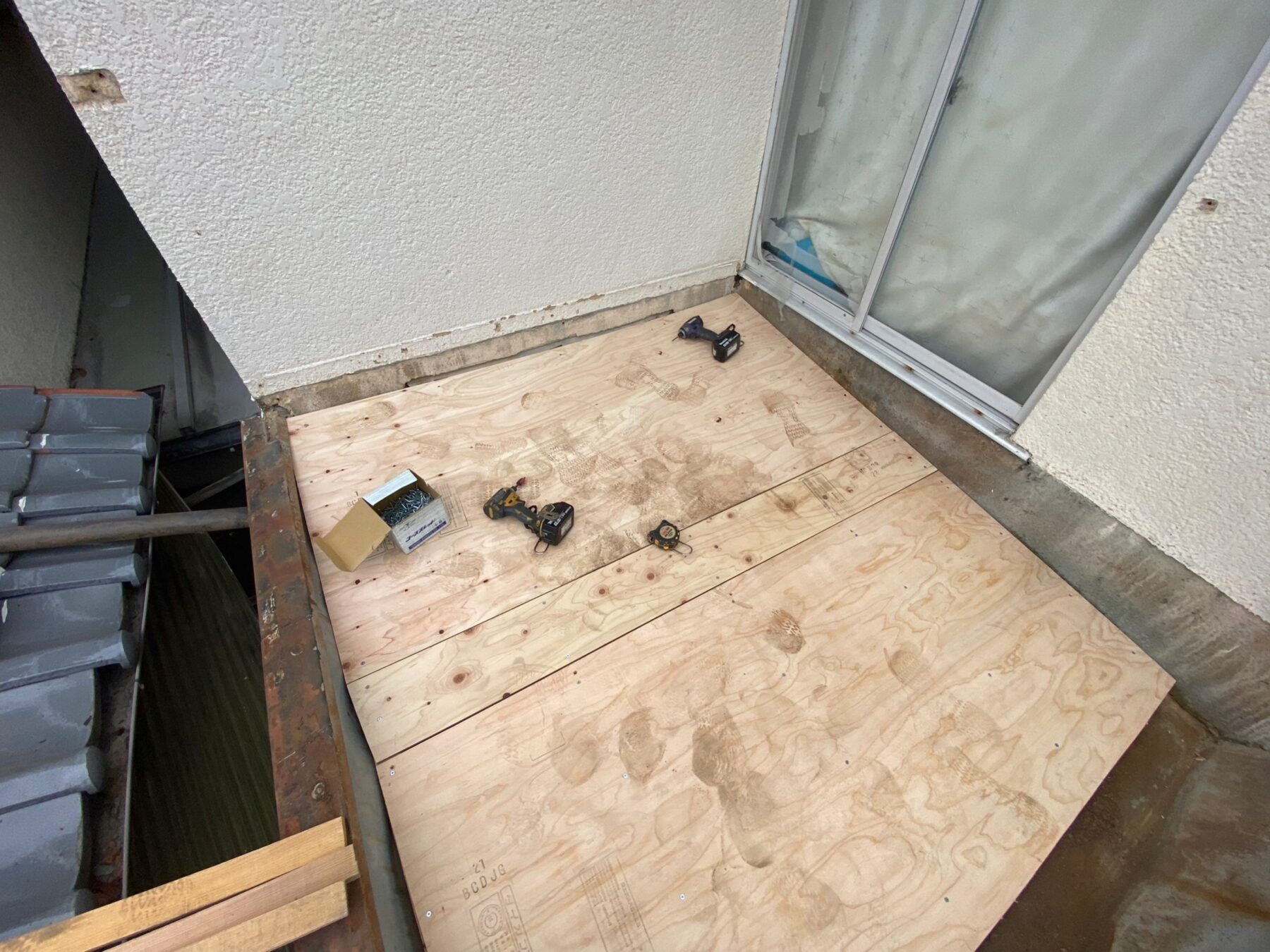 たてひら葺き工事 