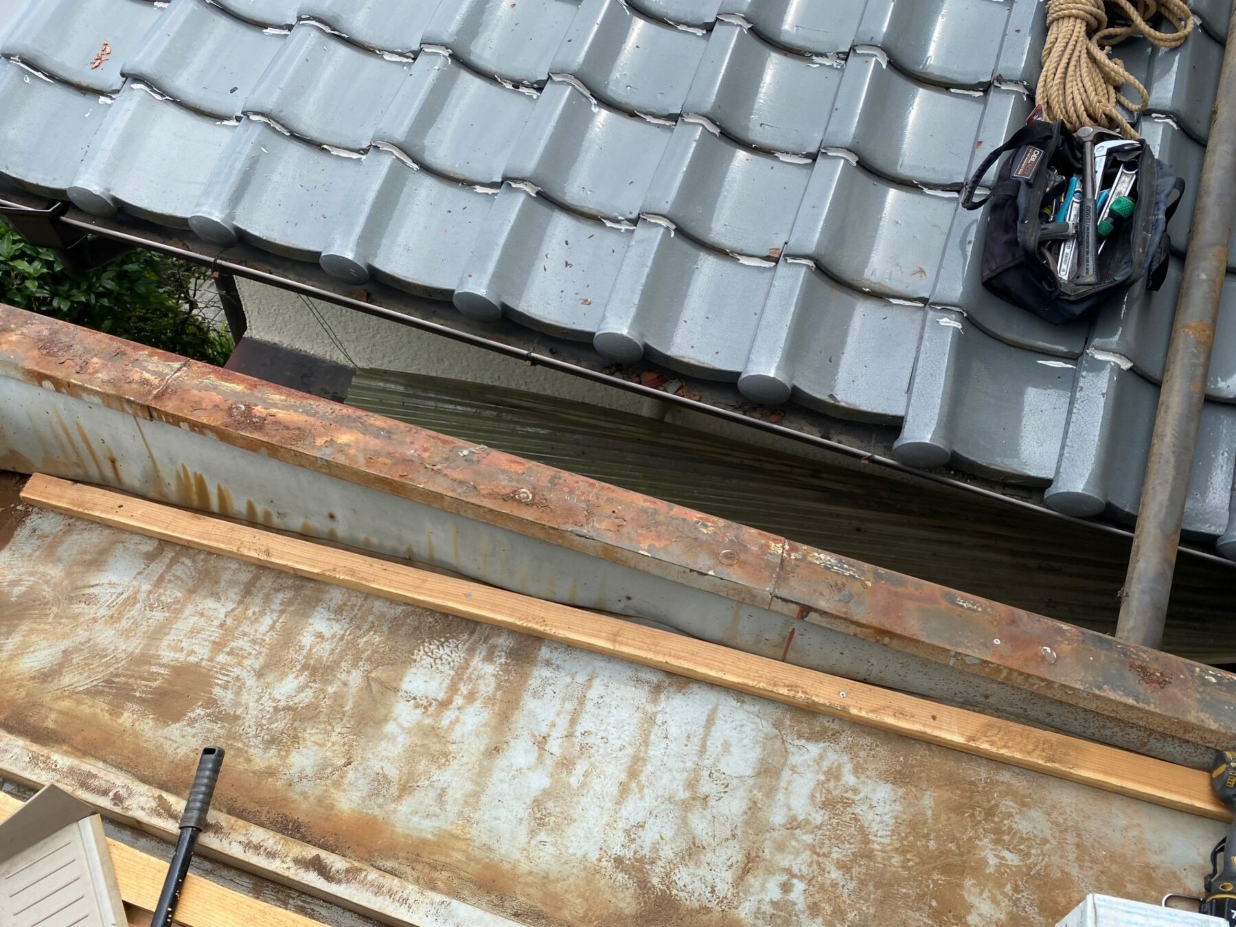 たてひら葺き工事 