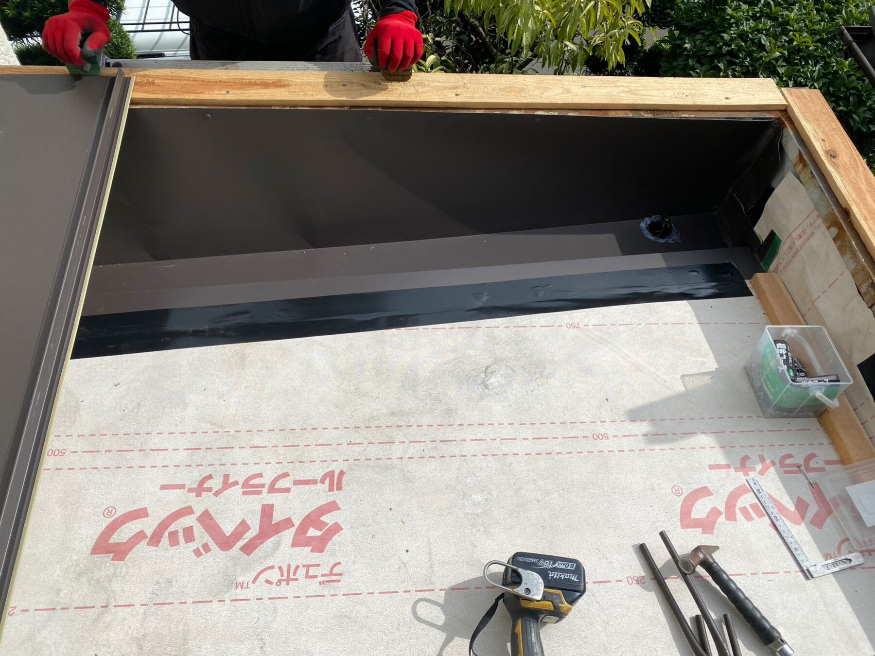 たてひら葺き工事 