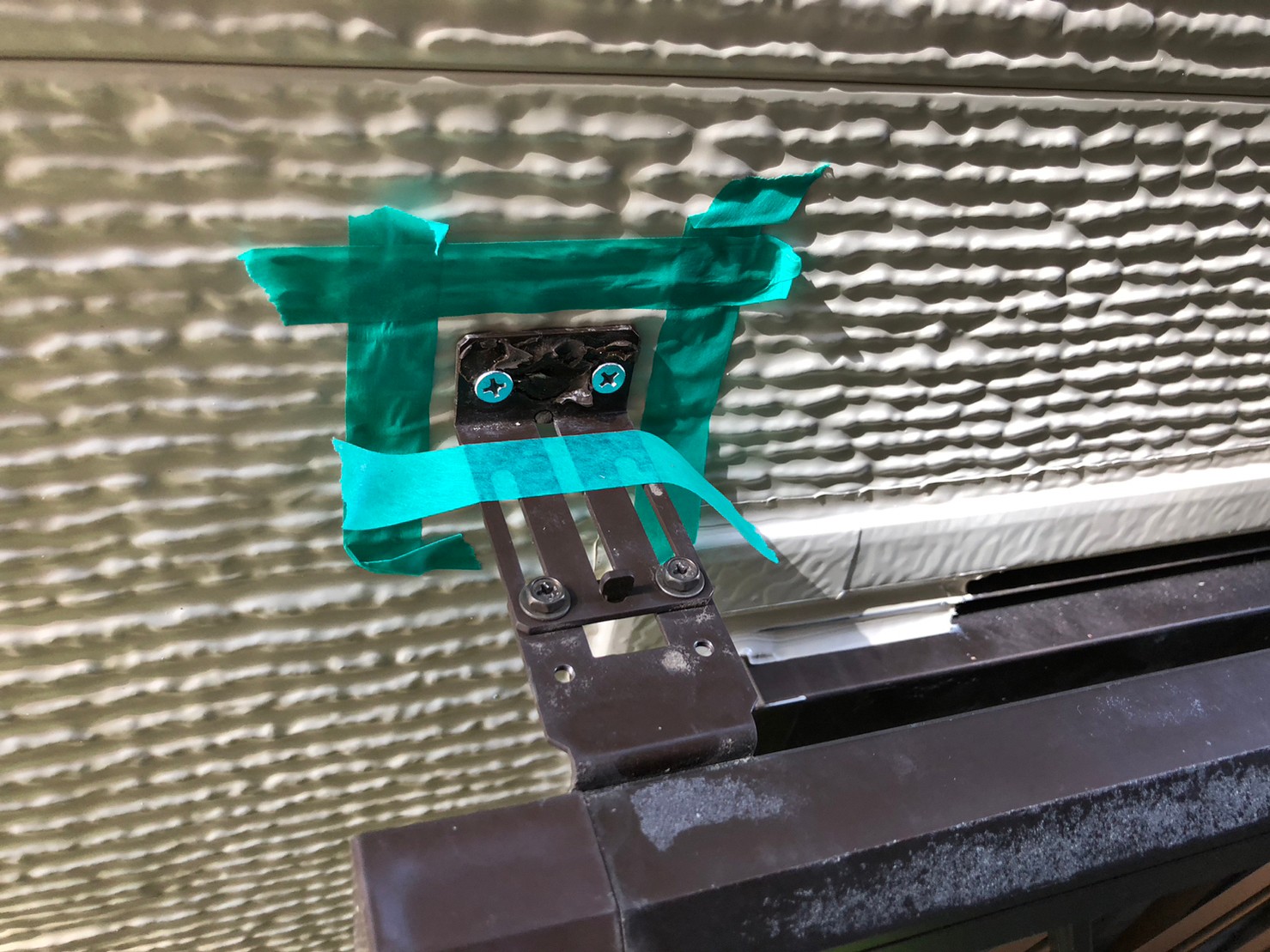 金属サイディングカバー工事 