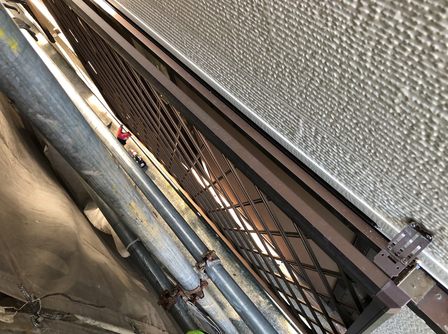 金属サイディングカバー工事 