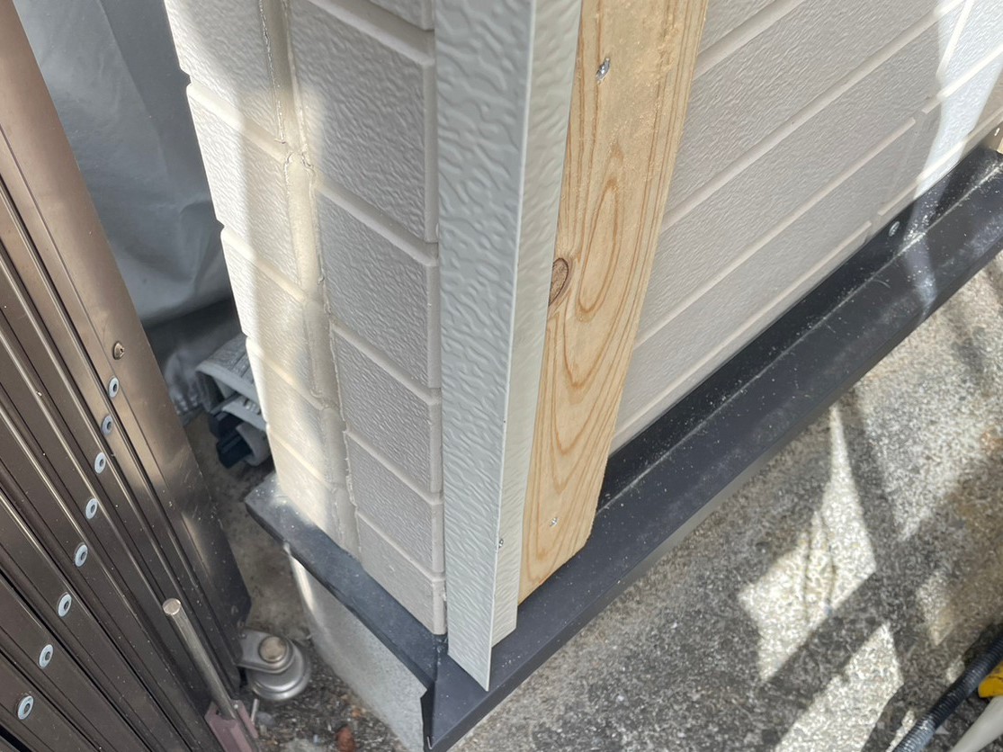 金属サイディングカバー工事 