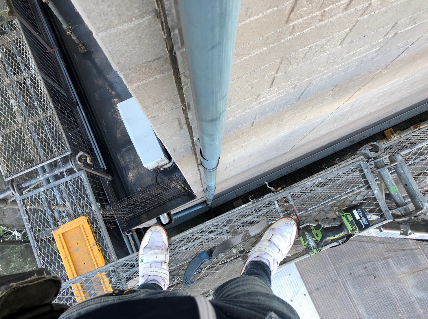 雨とい掛け替え工事 