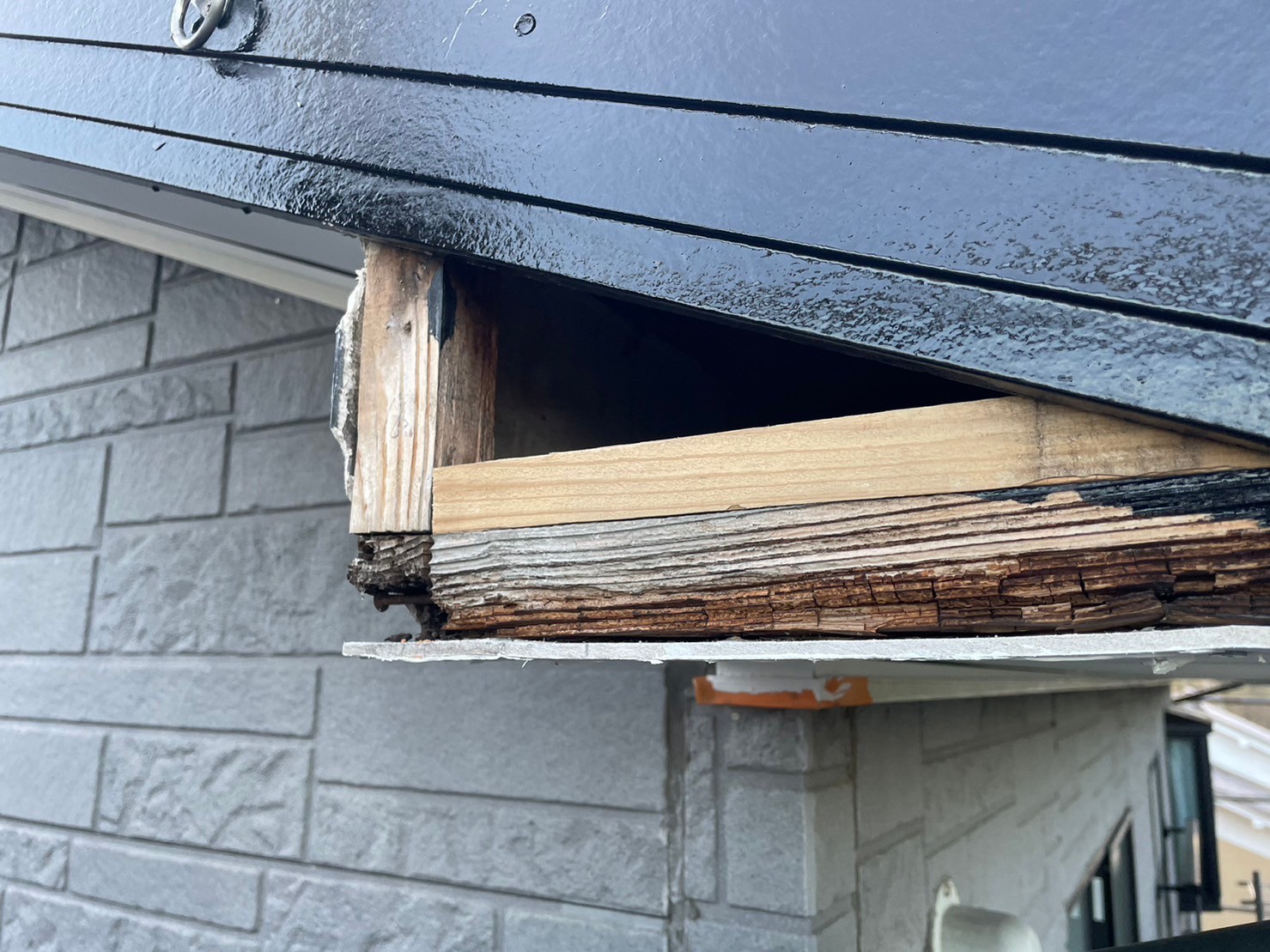 破風板金カバー工事 