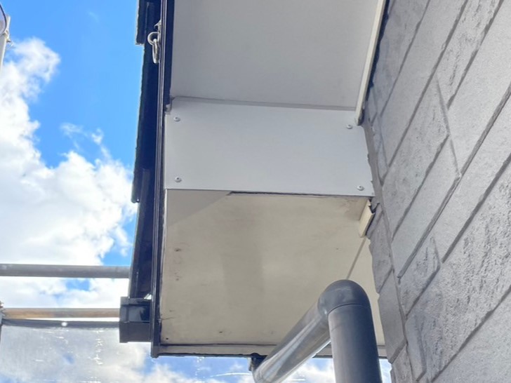 破風板金カバー工事 