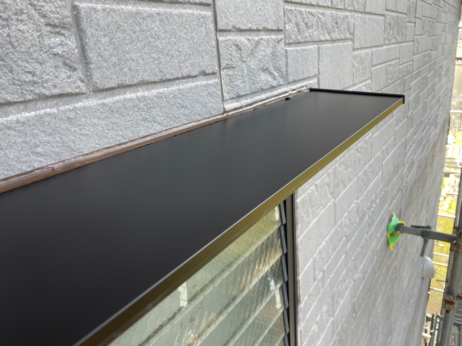 庇取り付け工事 