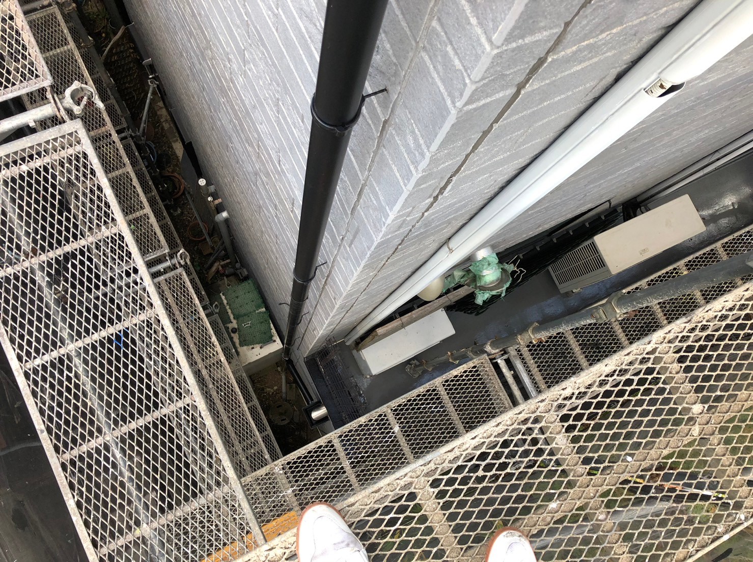 雨とい掛け替え工事 