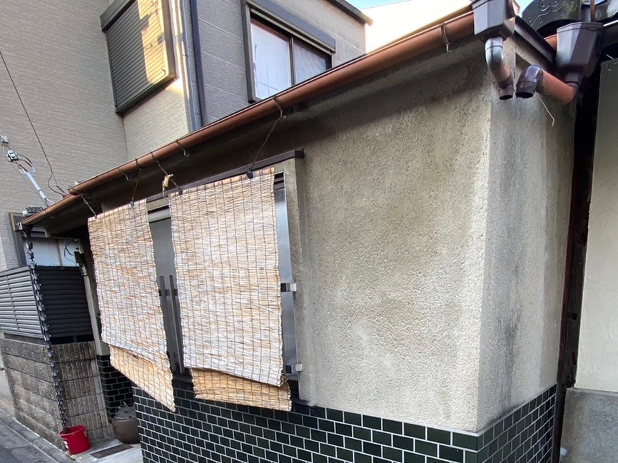 正面雨とい交換工事 