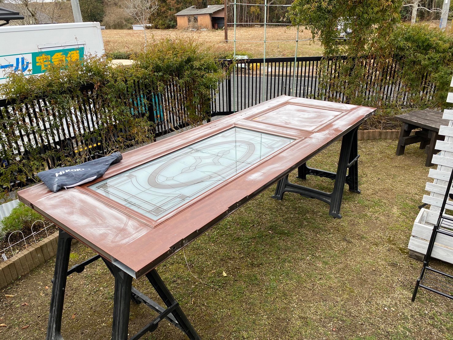 玄関扉シート貼り工事 