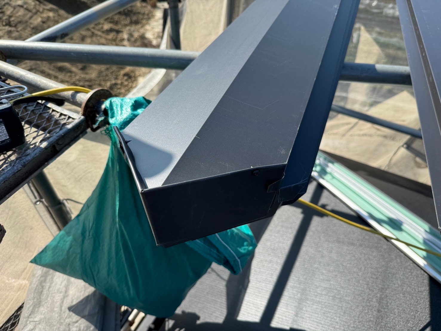 屋根葺き替え工事