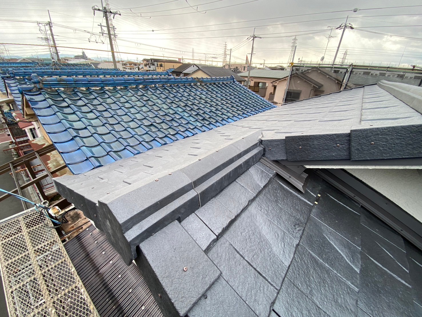 屋根葺き替え工事 