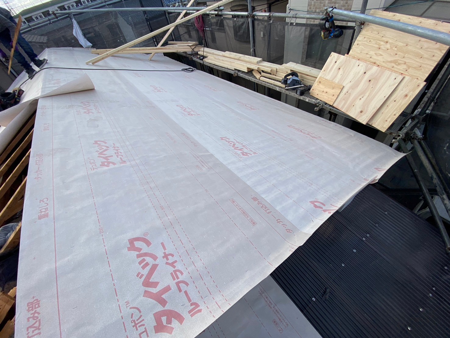 屋根葺き替え工事 