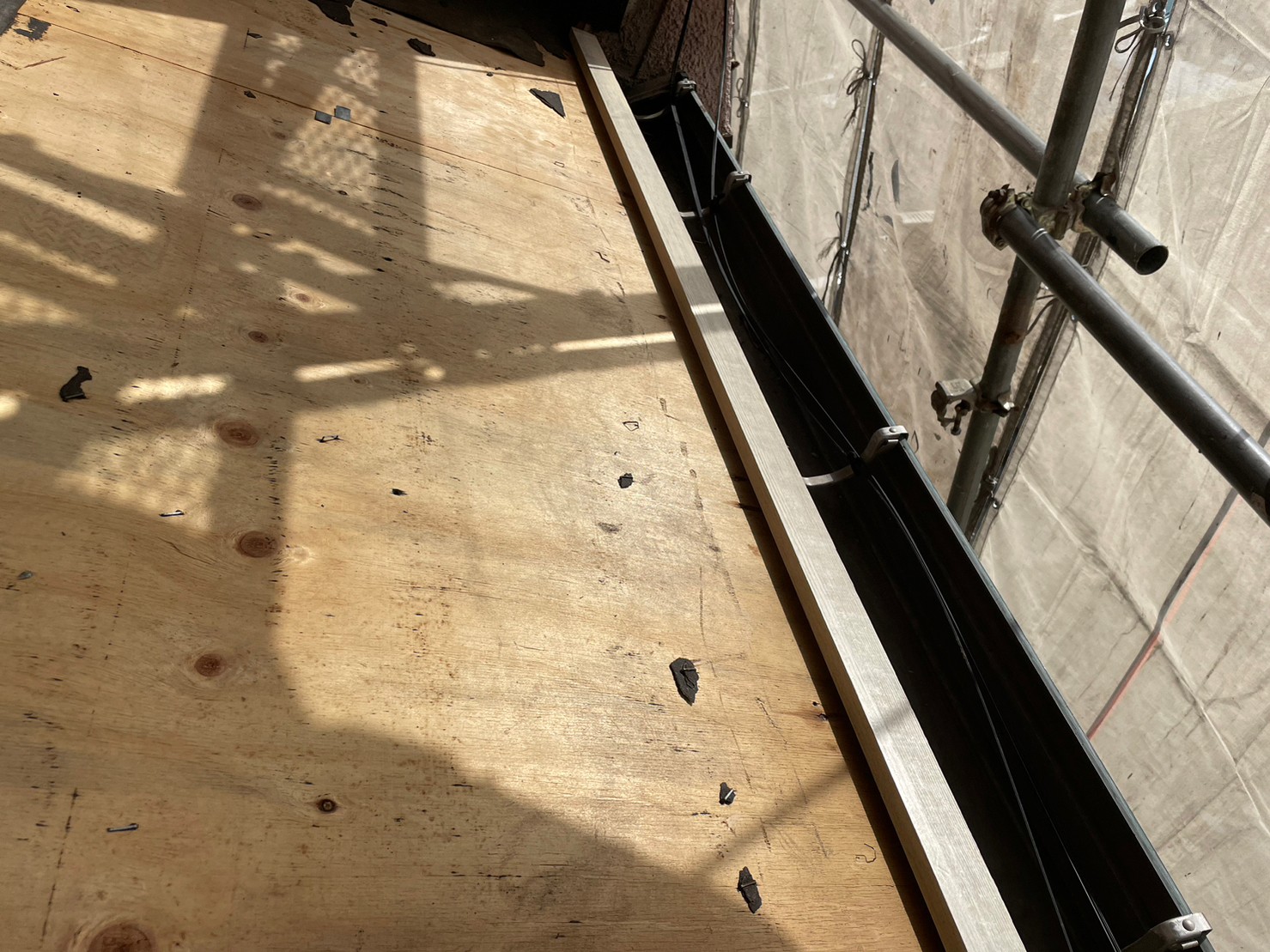 屋根葺き替え工事 