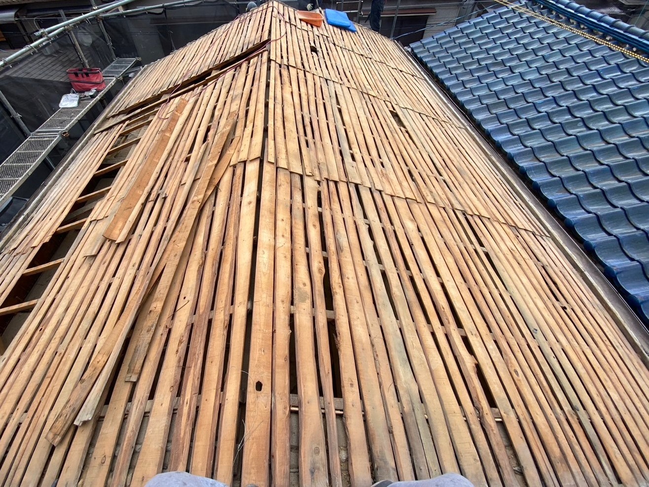 屋根葺き替え工事 