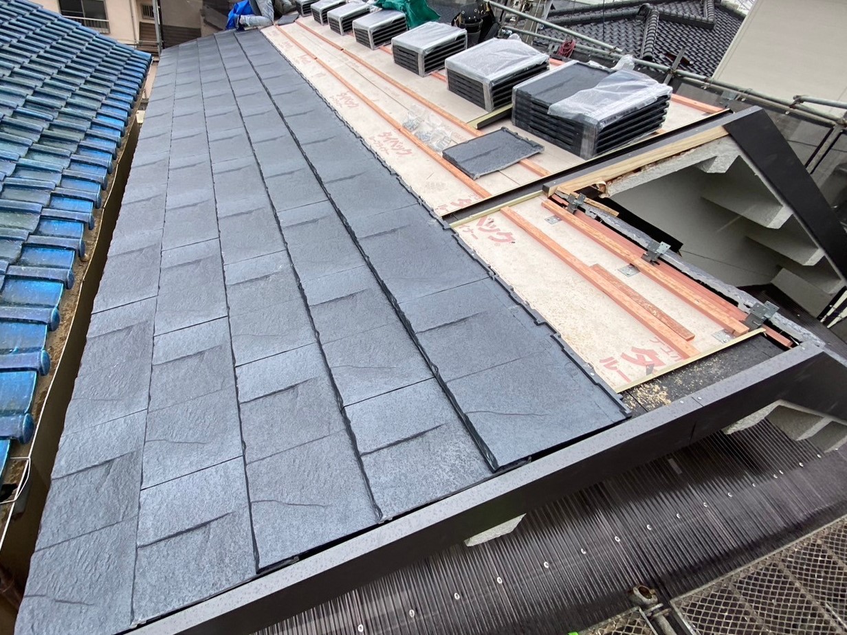 屋根葺き替え工事 