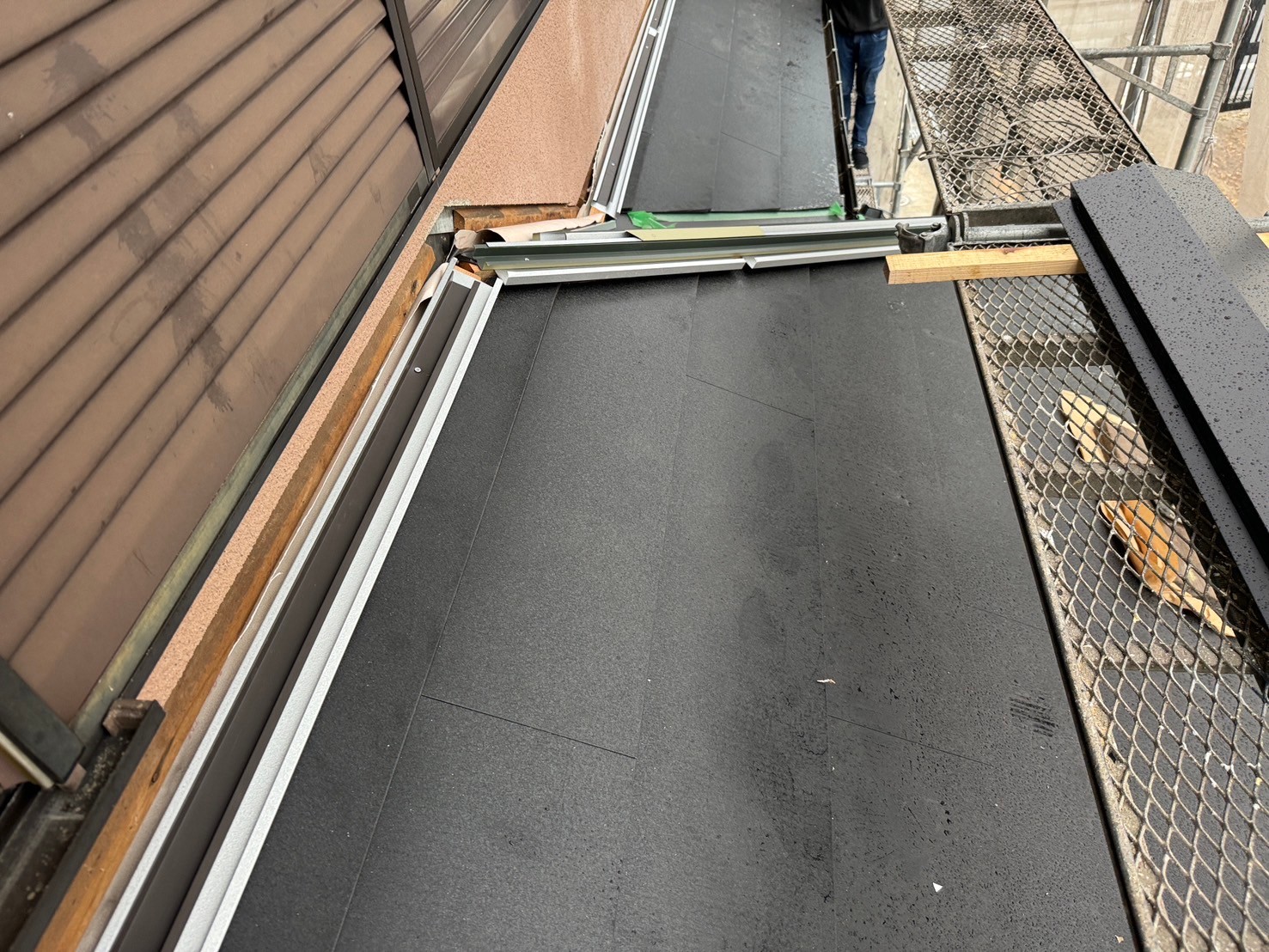 屋根葺き替え工事 