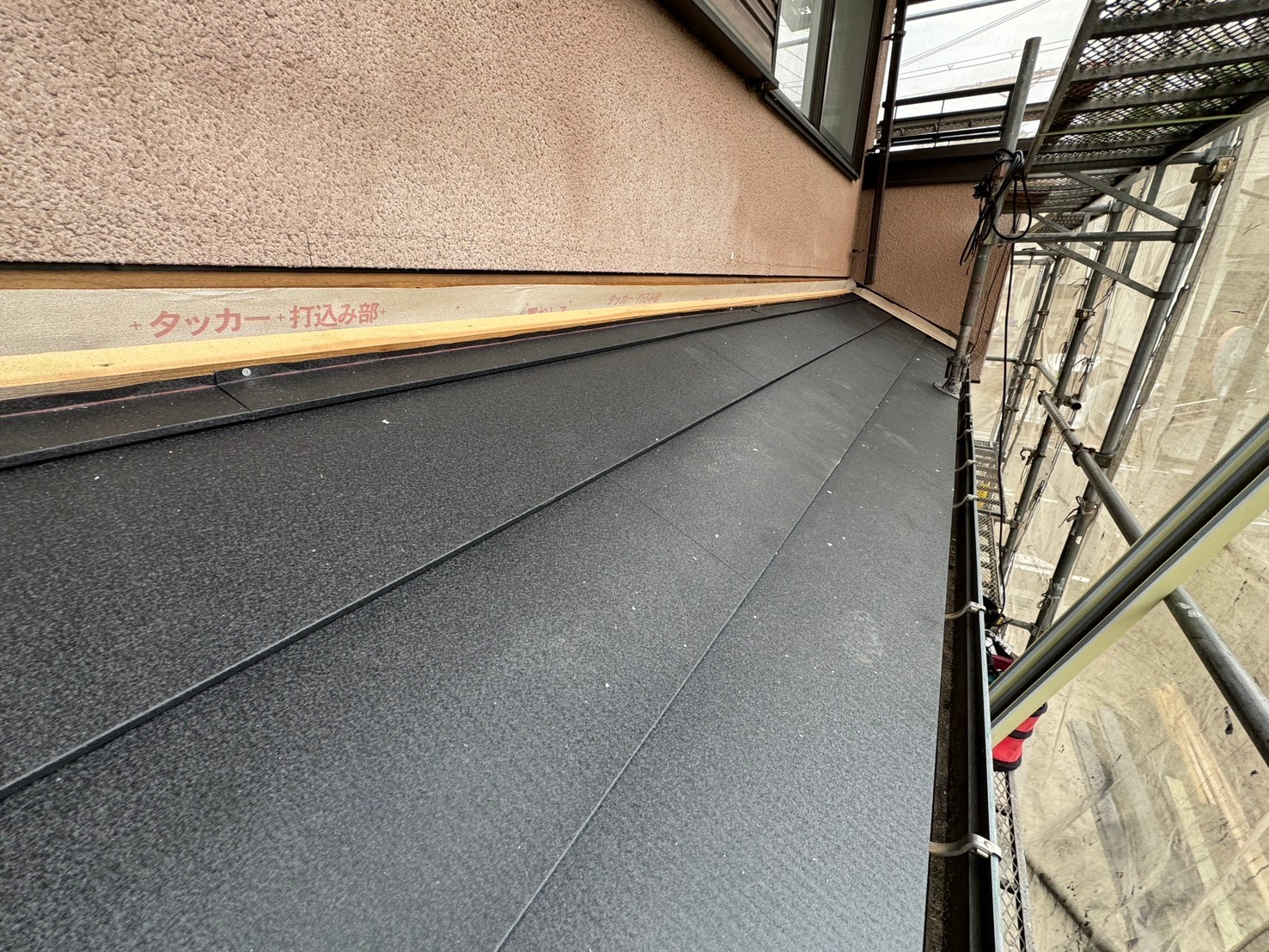 屋根葺き替え工事 