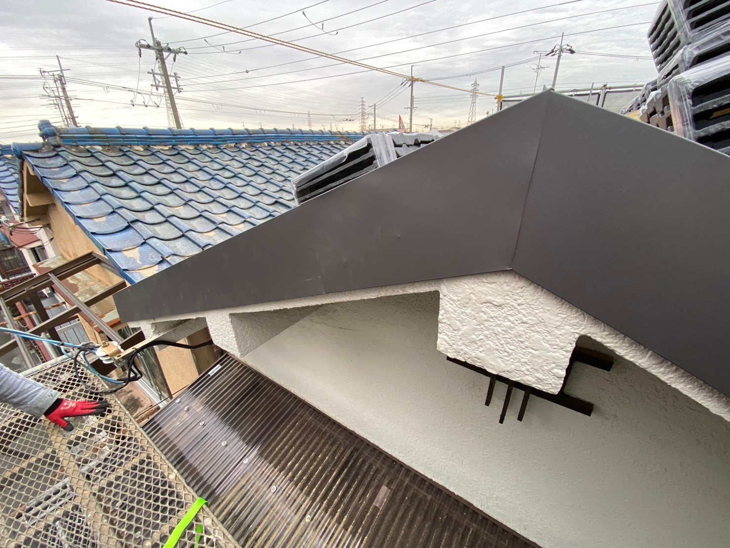 屋根葺き替え工事 