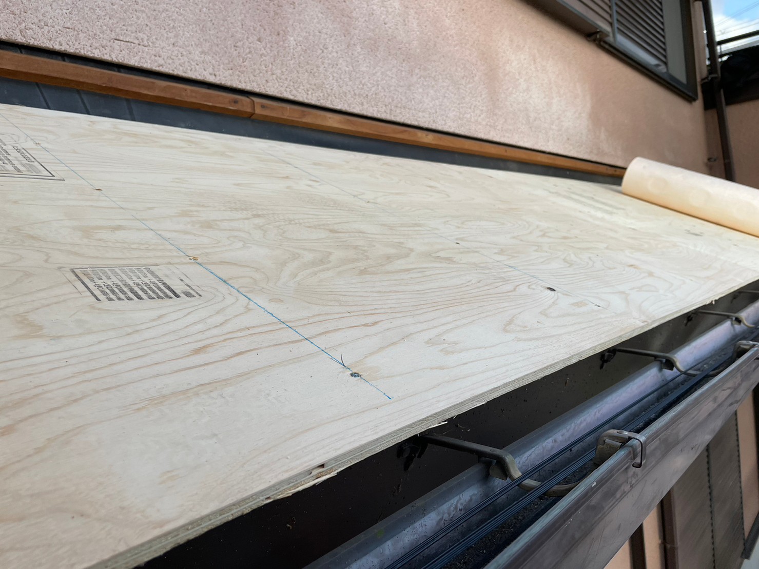 屋根葺き替え工事 