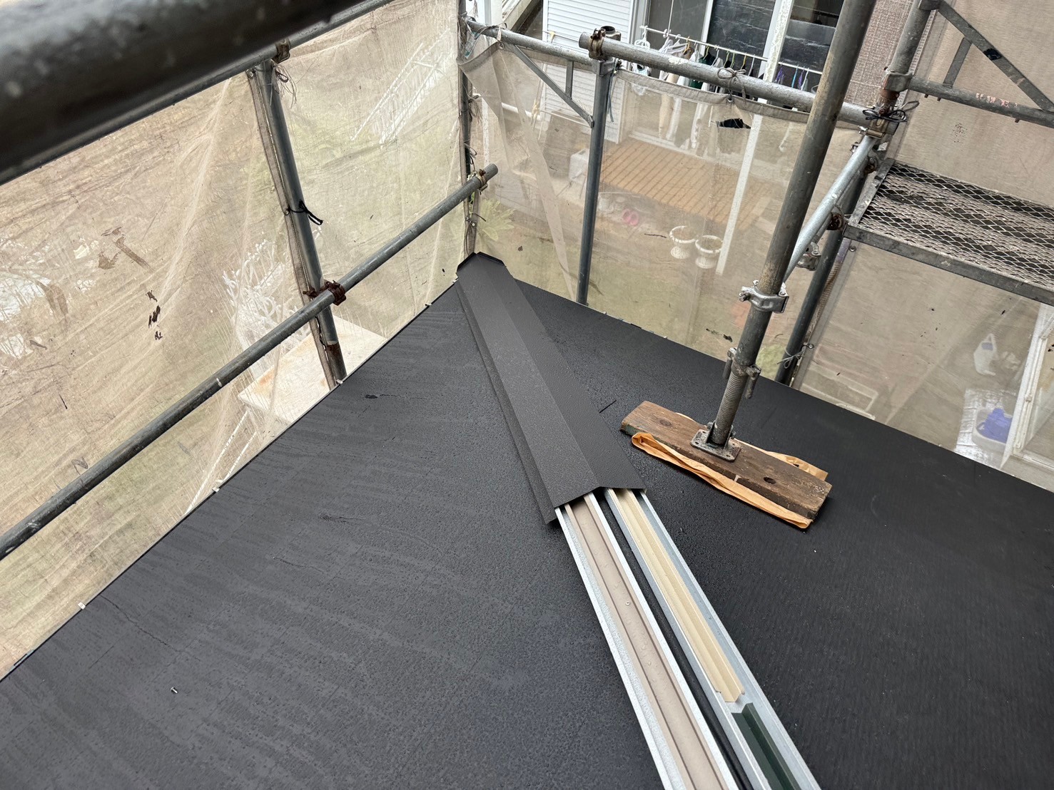 屋根葺き替え工事 