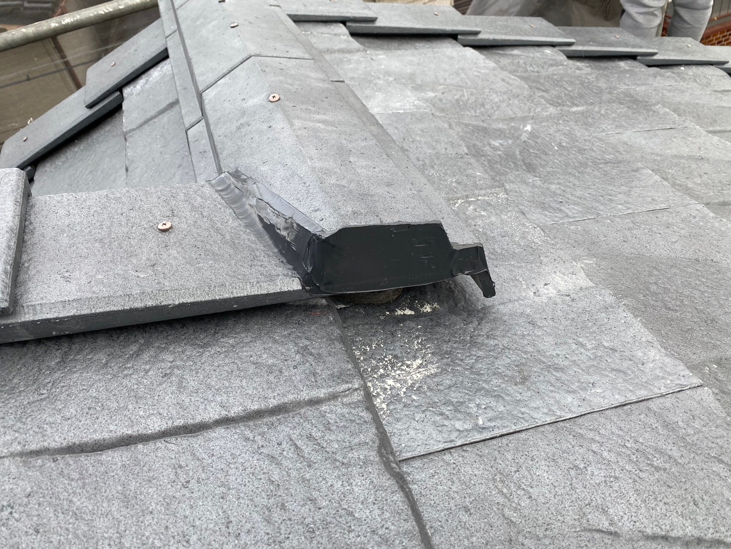 屋根葺き替え工事 